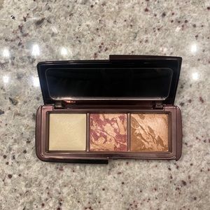 Hourglass Ambient Lighting Palette